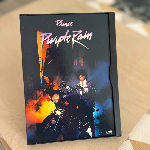 Warner Bros. Other - Prince 👑 Purple Rain ☔️ DVD 📀 clean no marks classic movie 🎥